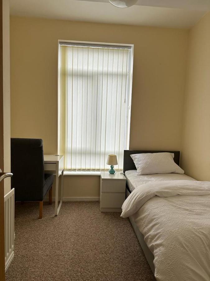 Rooms 7 Minutes From Etihad 맨체스터 외부 사진